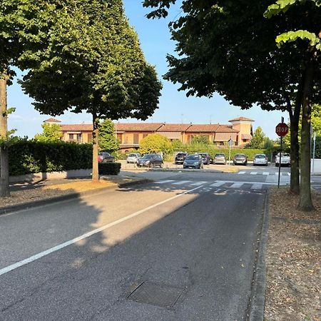 B&B Desenzano Paradise Дезенцано-дель-Гарда Экстерьер фото