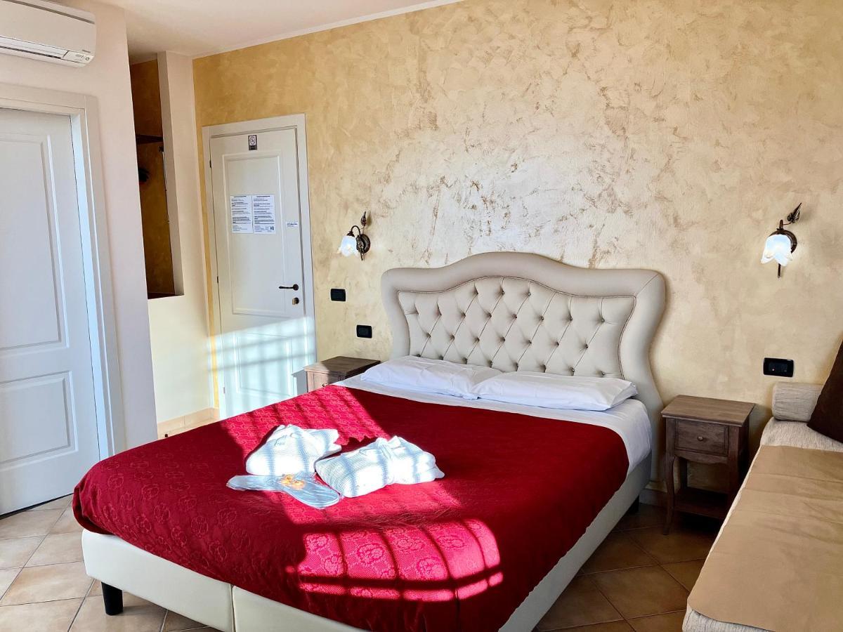 B&B Desenzano Paradise Дезенцано-дель-Гарда Экстерьер фото