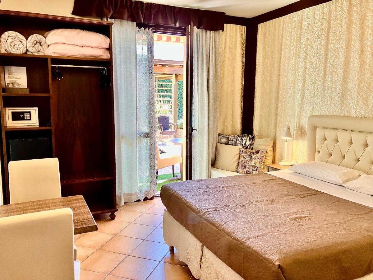 B&B Desenzano Paradise Дезенцано-дель-Гарда Экстерьер фото
