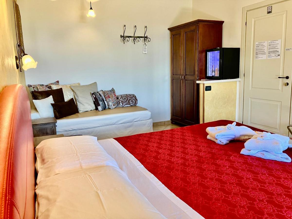 B&B Desenzano Paradise Дезенцано-дель-Гарда Экстерьер фото