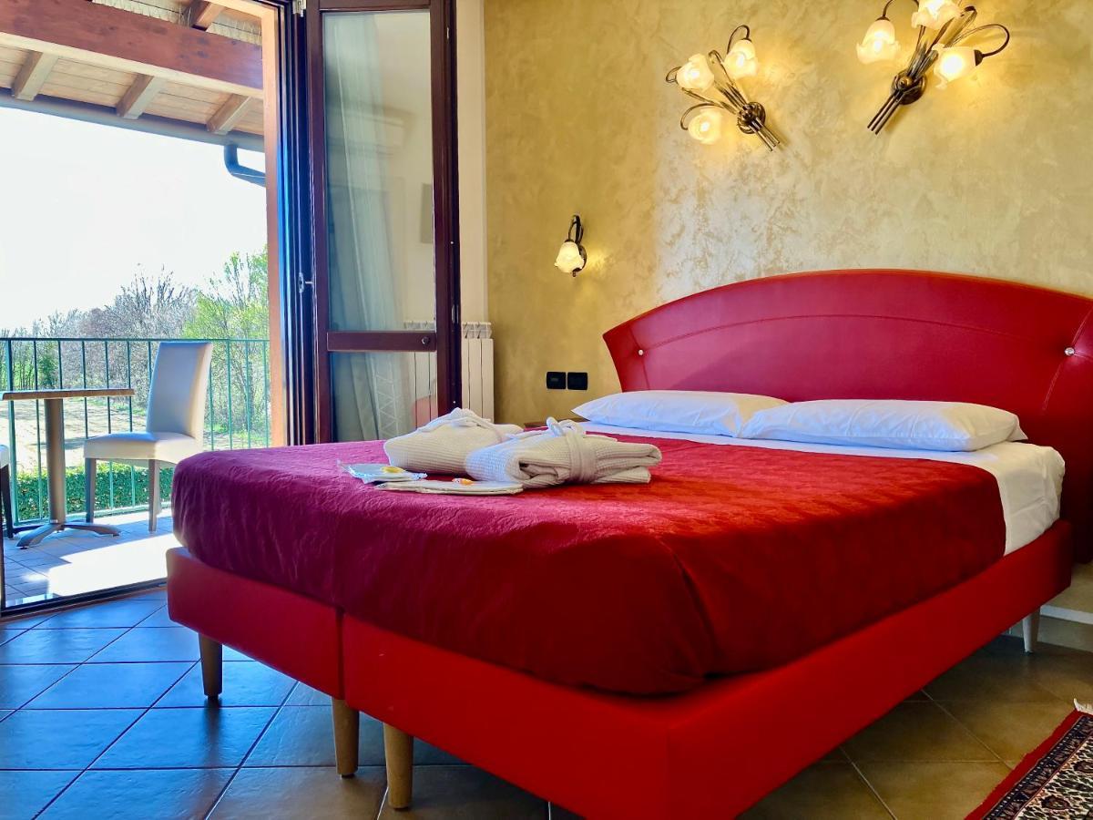 B&B Desenzano Paradise Дезенцано-дель-Гарда Экстерьер фото