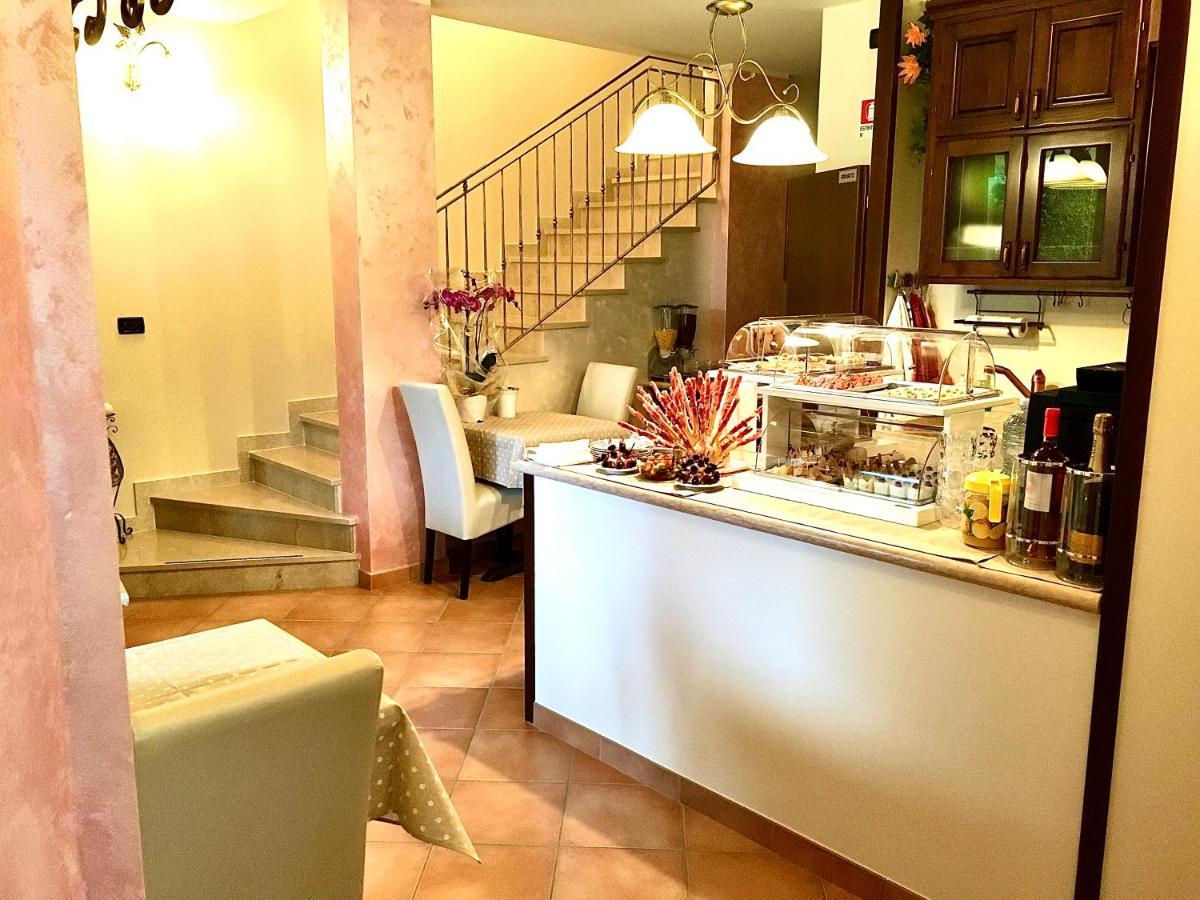 B&B Desenzano Paradise Дезенцано-дель-Гарда Экстерьер фото