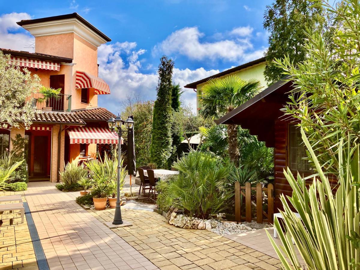 B&B Desenzano Paradise Дезенцано-дель-Гарда Экстерьер фото