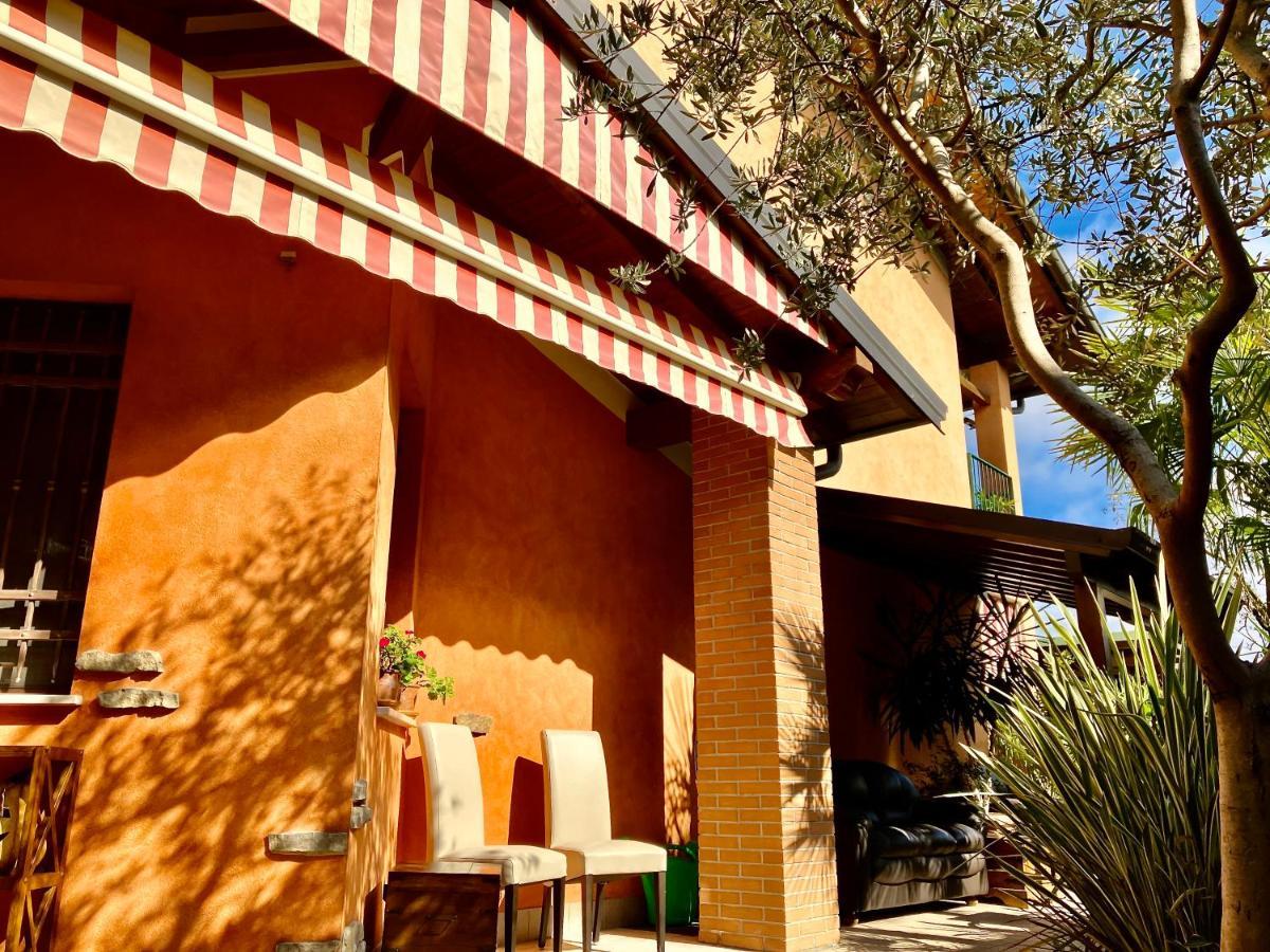 B&B Desenzano Paradise Дезенцано-дель-Гарда Экстерьер фото