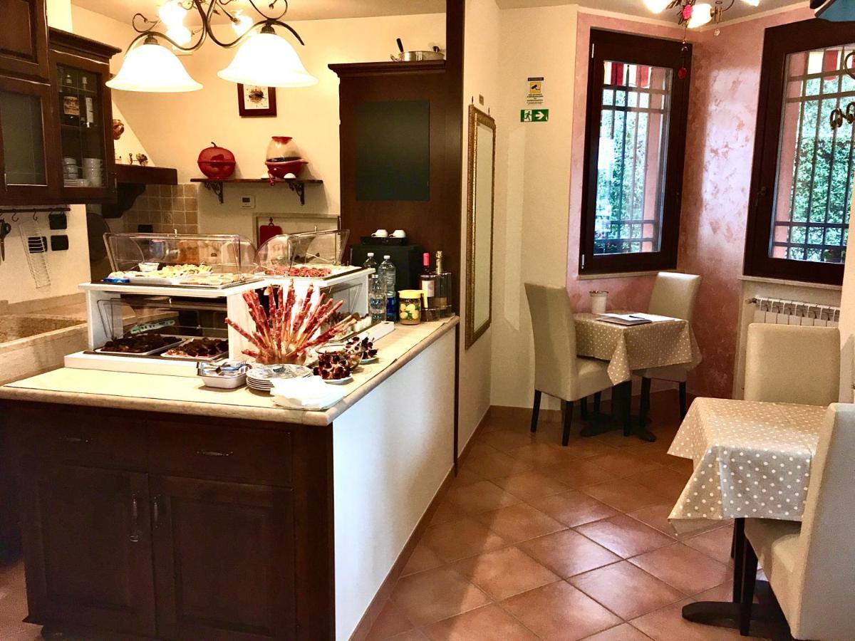 B&B Desenzano Paradise Дезенцано-дель-Гарда Экстерьер фото