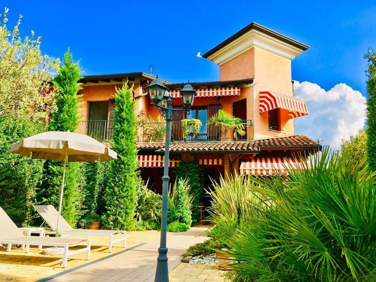 B&B Desenzano Paradise Дезенцано-дель-Гарда Экстерьер фото